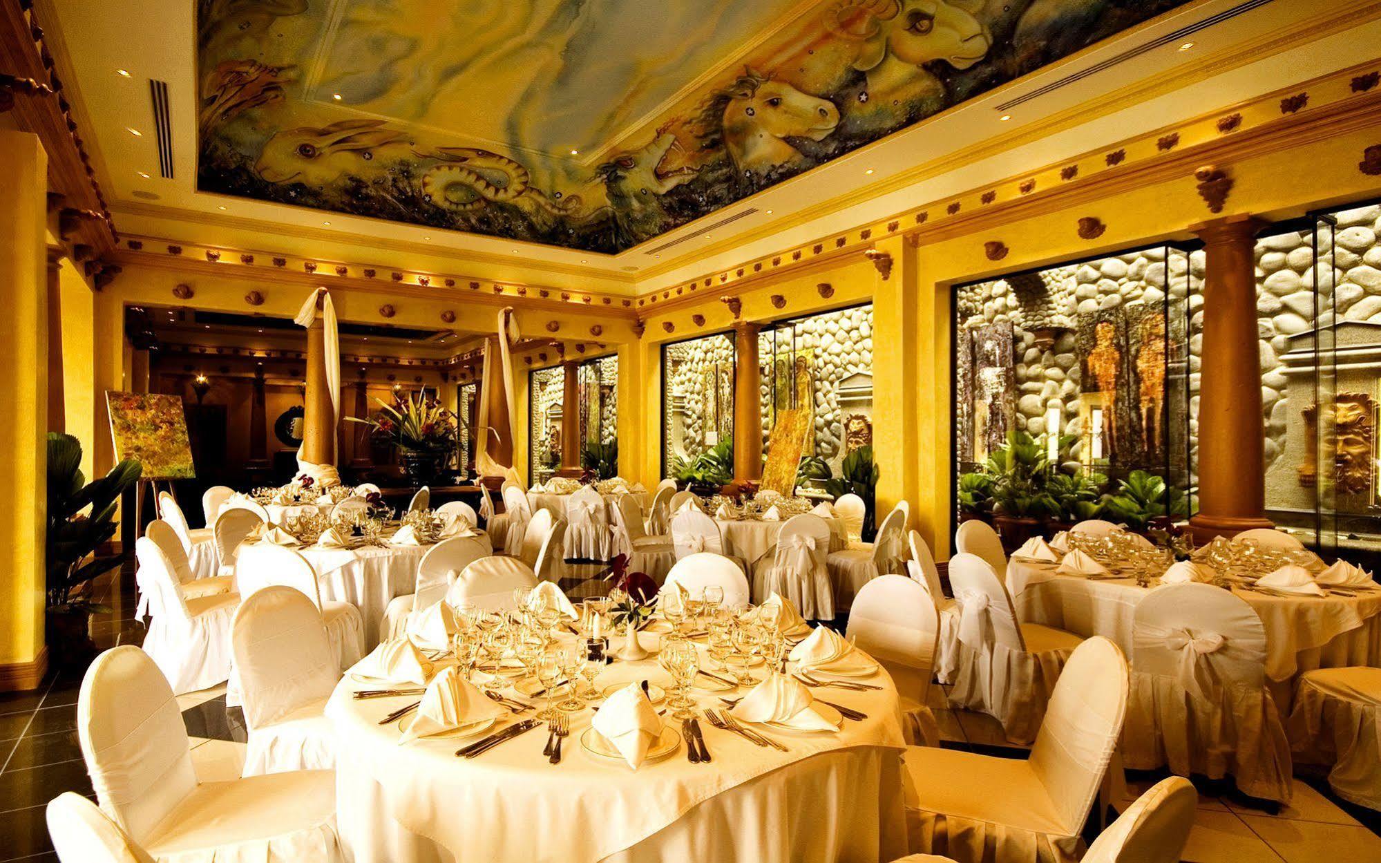 Zephyr Palace Luxury Hotel Хако Экстерьер фото